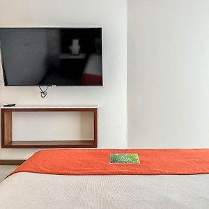 Suite dividida con 2 camas dobles
